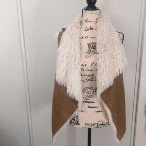 Steve Madden Vest with Faux Fur Size XS/S